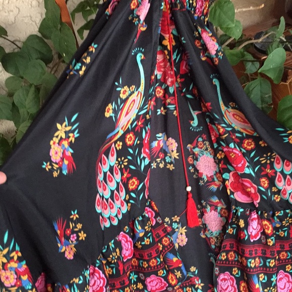 ⭐️Peacock & Rose Print Hi-Low Split Front Dress - Picture 4 of 5